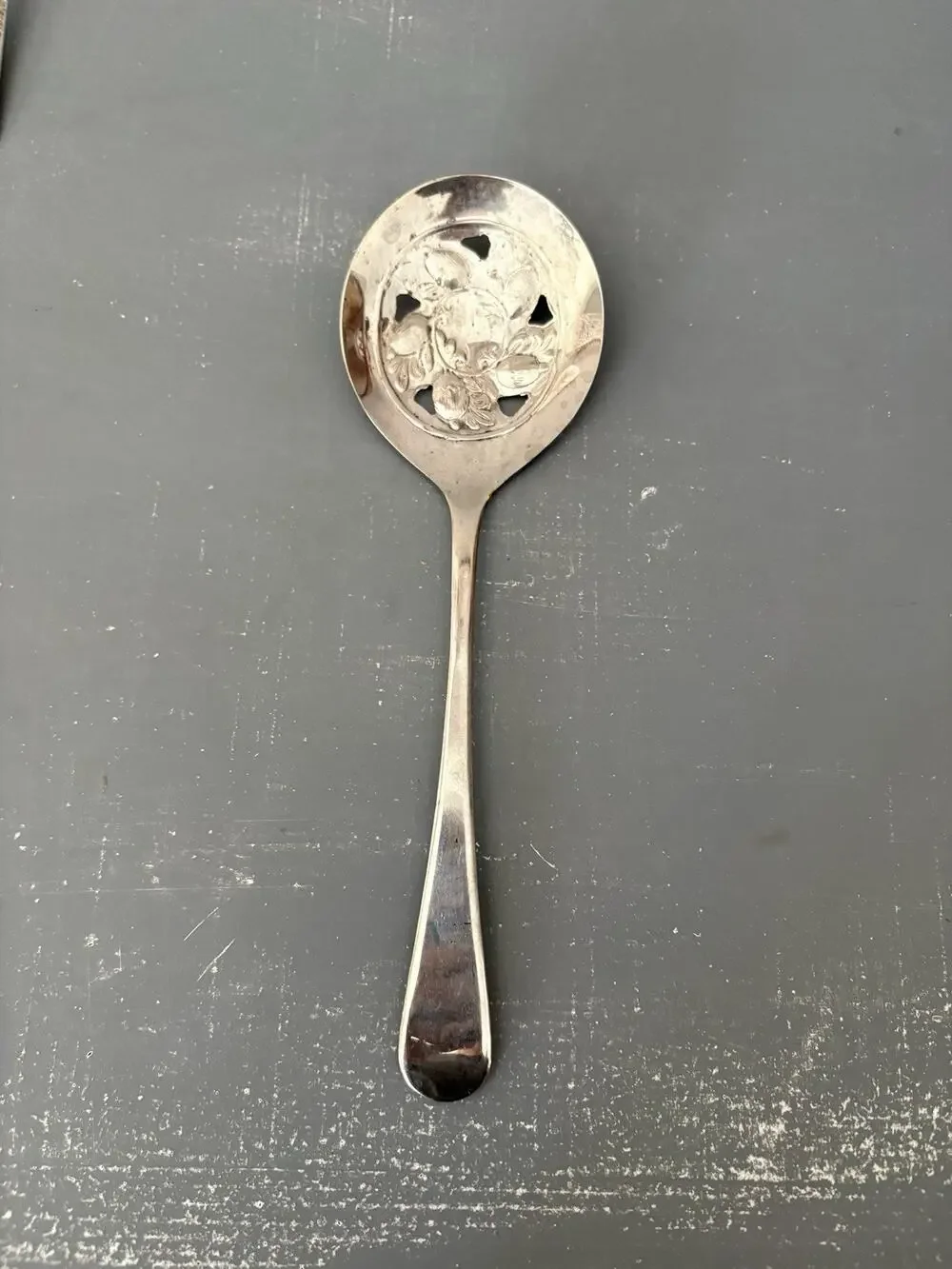 Vintage Sheffield England Silver Plated Pierced Serving Spoon Floral 8.5”